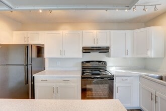 Ralston Park Apartments in Arvada, CO - Building Photo - Building Photo