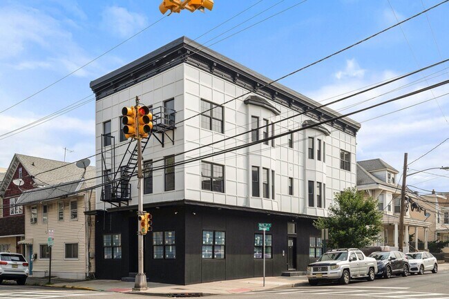 101 N 3rd St photo'