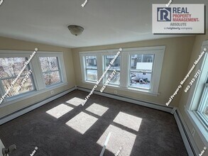 1 Rice Ave in Nashua, NH - Building Photo - Building Photo
