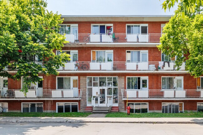 6180 Émile-Nelligan Rue