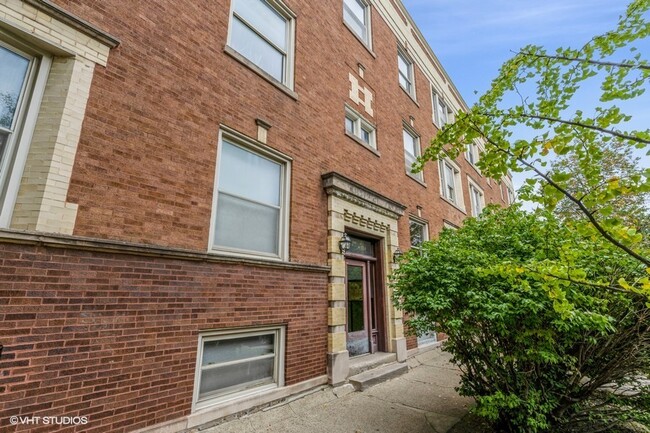property at 1754 W Berteau Ave