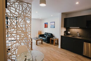 221 Stradbrook Ave in Winnipeg, MB - Building Photo