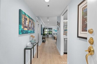 260 Cagney Ln in Newport Beach, CA - Building Photo - Building Photo