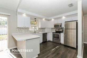 2674 S Cranberry Blvd in North Port, FL - Building Photo - Building Photo