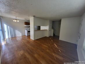 11607 Capotillo St in San Antonio, TX - Building Photo - Building Photo