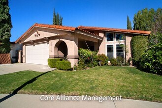 23119 Valerio St in Los Angeles, CA - Building Photo - Building Photo