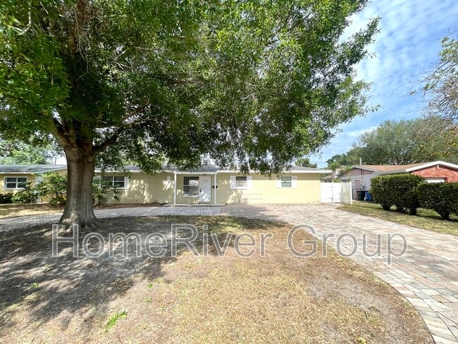 property at 7265 17th St N