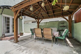 13934 Magnolia Blvd in Los Angeles, CA - Building Photo - Building Photo