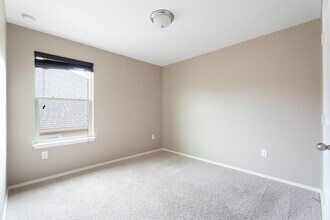 7300 Ondantra Bnd in Austin, TX - Building Photo - Building Photo