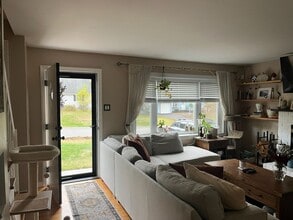 15 Alvina Blvd in Albany, NY - Foto de edificio - Building Photo