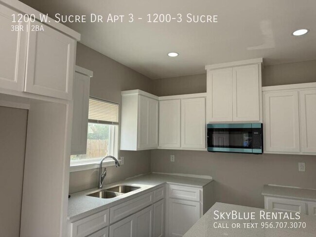 1200 Sucre Dr-Unit -1200-3 Sucre in Edinburg, TX - Building Photo - Building Photo