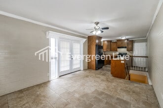 3106 E 94th St in Kansas City, MO - Building Photo - Building Photo