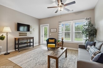 The Phoenix at Dallas 55+ Active Adult in Dallas, GA - Foto de edificio - Building Photo