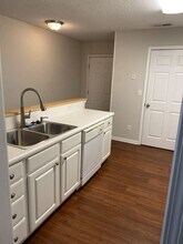 5010 Hunters Trail in Wilmington, NC - Building Photo - Building Photo