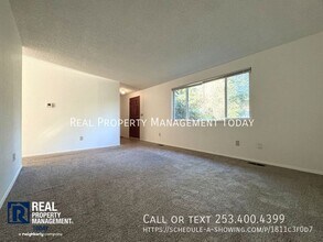 4502 76th Ave W in University Place, WA - Building Photo - Building Photo