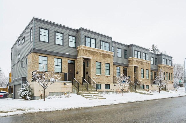 1587 38 Av SW in Calgary, AB - Building Photo - Building Photo