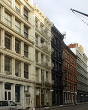 125 Greene St in New York, NY - Building Photo - Building Photo