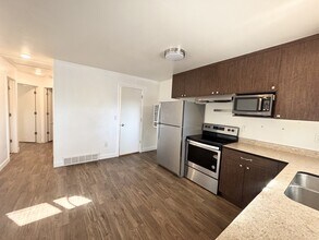 516 S 900 W in Salt Lake City, UT - Building Photo - Building Photo