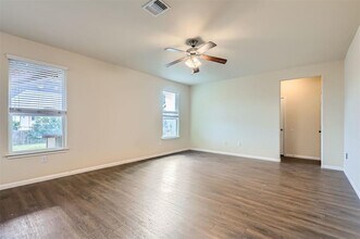 112 Sabine River Dr in Hutto, TX - Building Photo - Building Photo