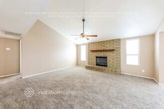 3827 W Helena Dr in Glendale, AZ - Foto de edificio - Building Photo