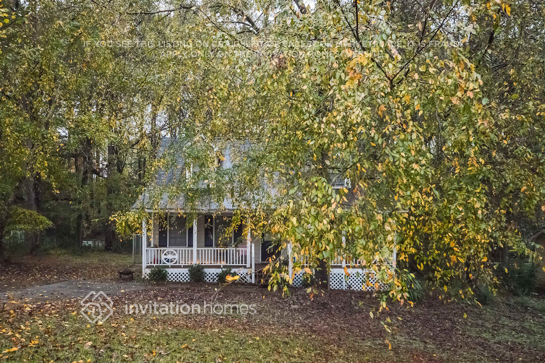 795 Navajo Trail in Covington, GA - Building Photo