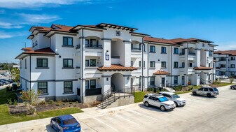 Majestic Ranch in San Antonio, TX - Building Photo
