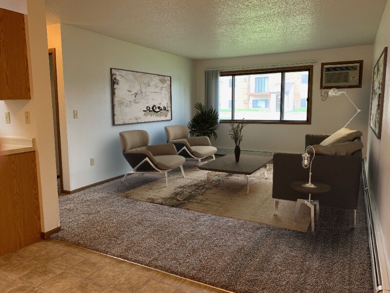 1121 14th Ave E in West Fargo, ND - Building Photo