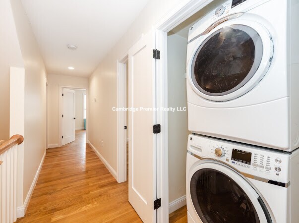 27 1st St in Medford, MA - Building Photo - Building Photo