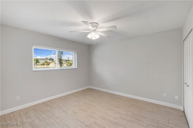 property at 1008 Manatee Rd