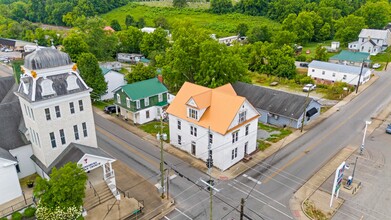 200 E Water St in Flemingsburg, KY - Building Photo - Building Photo