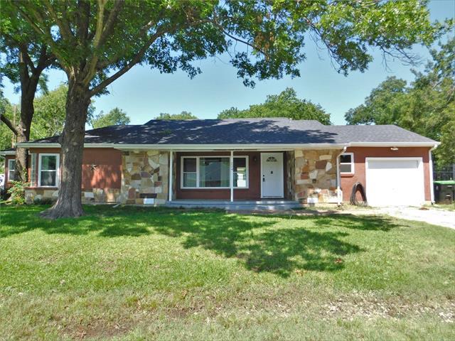 property at 224 S Sherman St
