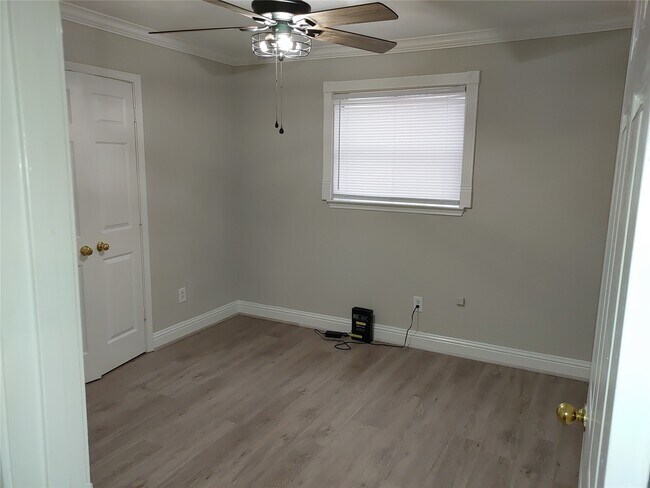 6204 Culberson St in Houston, TX - Building Photo - Building Photo