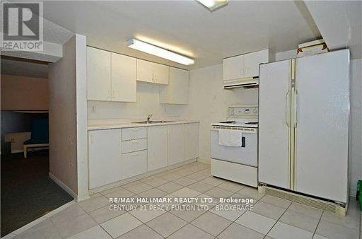 245 Axminster Dr in Richmond Hill, ON - Building Photo - Building Photo