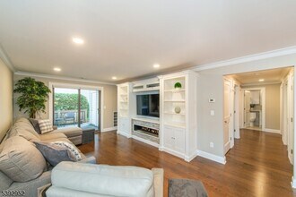 136 Changebridge Rd in Montville, NJ - Building Photo - Building Photo