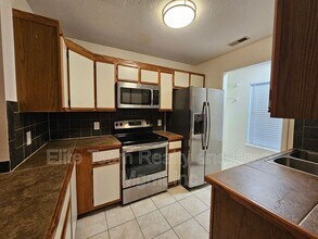 802 Selwyn Oaks Ct in Charlotte, NC - Building Photo - Building Photo