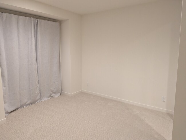 property at 2524 Elderberry Ln