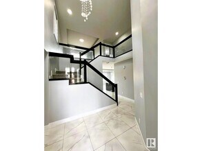 5820 Pelerin Cres in Beaumont, AB - Building Photo - Building Photo