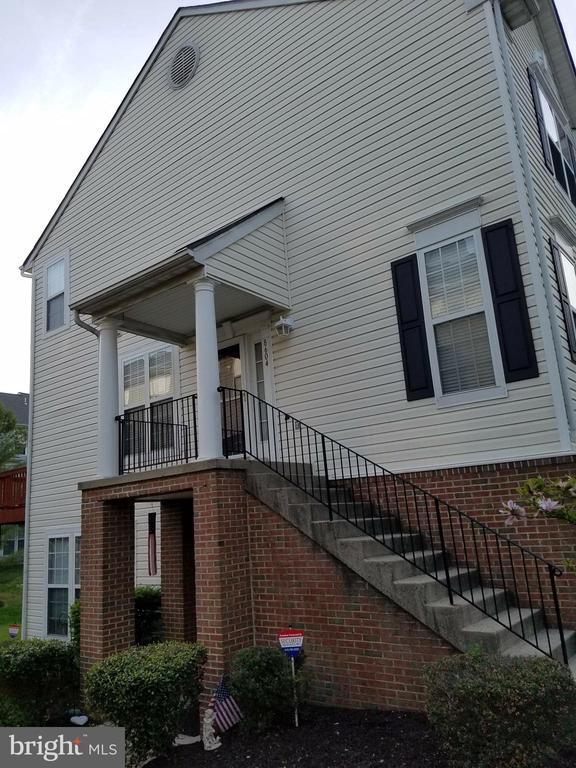 8604 Aspen Grove Ct in Odenton, MD - Building Photo - Building Photo