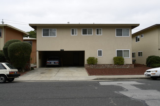 1754 S Grant St in San Mateo, CA - Building Photo - Building Photo