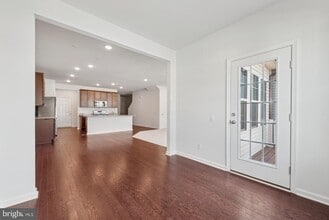 352 Milton Stamp Dr in Glen Mills, PA - Building Photo - Building Photo