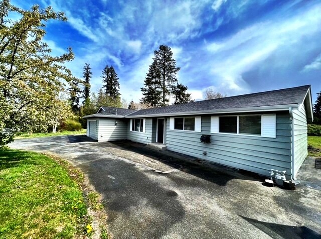 property at 9428 Silverdale Loop Rd NW