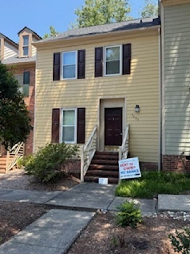 property at 3205 Coachman's Way