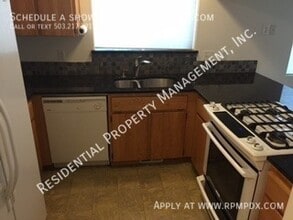 8959 N Exeter Ave in Portland, OR - Building Photo - Building Photo