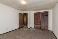 796 Ridgeview Dr photo'