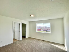 10320 E Augusta Ave in Spokane Valley, WA - Building Photo - Building Photo