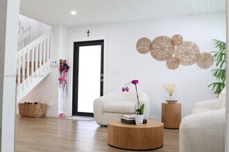 11741 SW 115th Terrace in Miami, FL - Foto de edificio - Building Photo