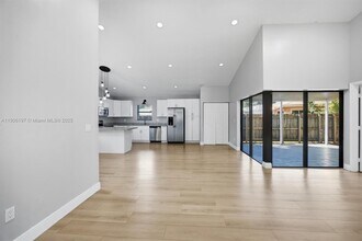 13550 SW 286th Ter in Homestead, FL - Foto de edificio - Building Photo