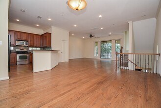 5310 Larkin St in Houston, TX - Building Photo - Building Photo