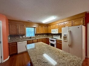 1755 Canberra Dr in Sumter, SC - Building Photo - Building Photo