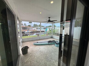 731 SE 5th Ave in Pompano Beach, FL - Building Photo - Building Photo